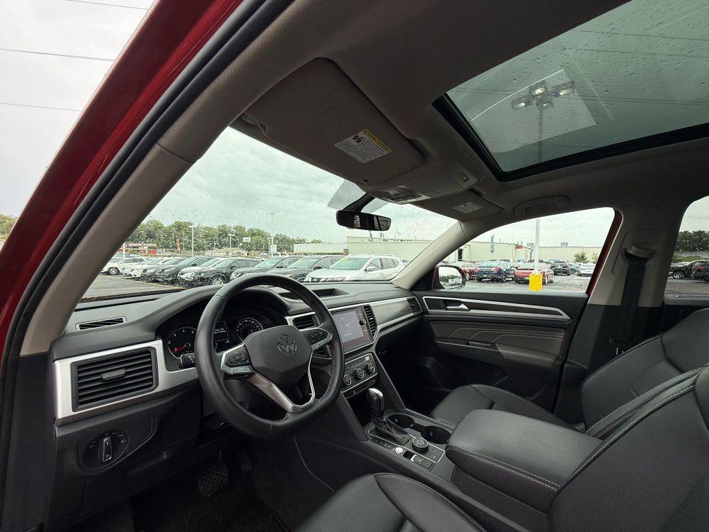 used 2021 Volkswagen Atlas car, priced at $24,999