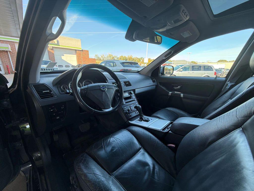 used 2013 Volvo XC90 car, priced at $5,499