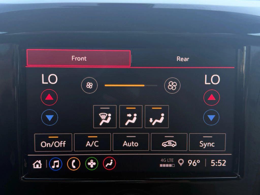 used 2022 Chevrolet Traverse car, priced at $23,999