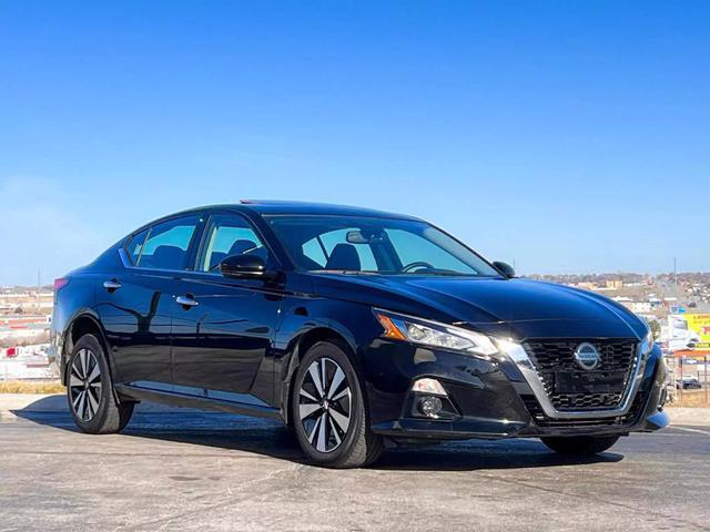 used 2020 Nissan Altima car, priced at $17,999