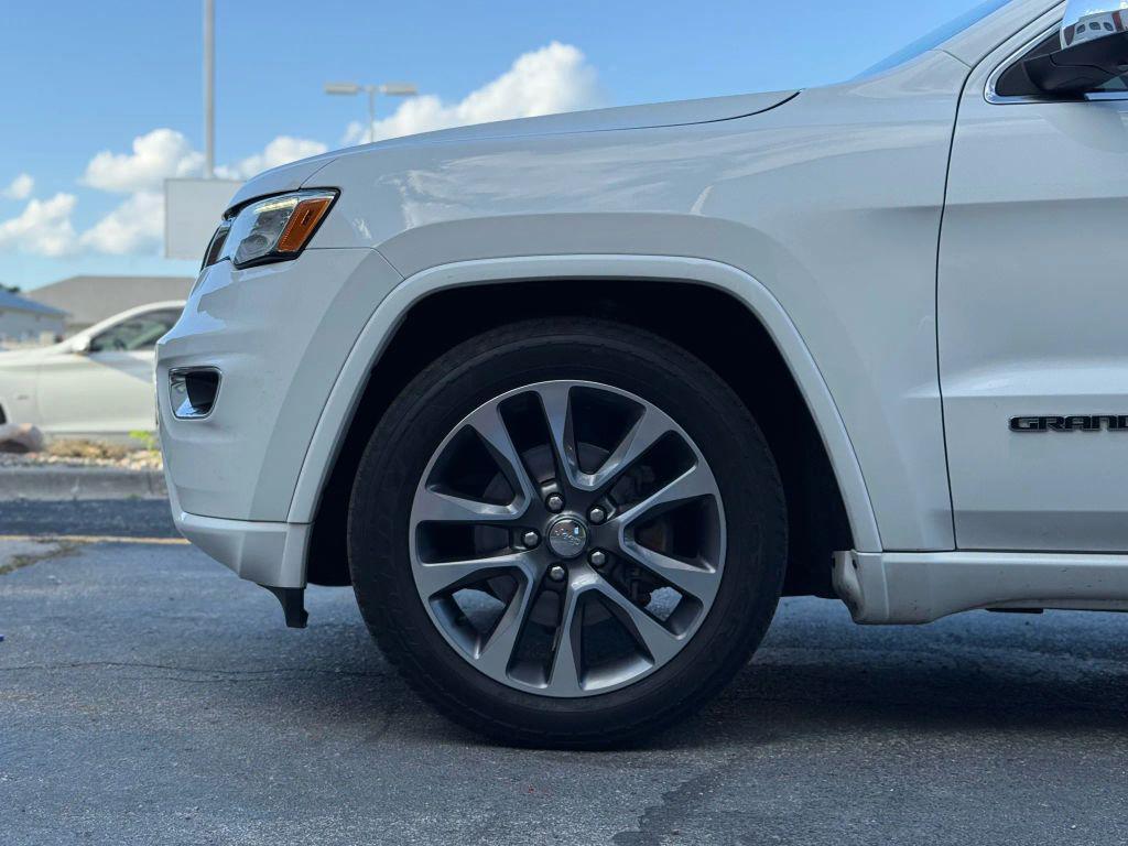 used 2018 Jeep Grand Cherokee car, priced at $18,999