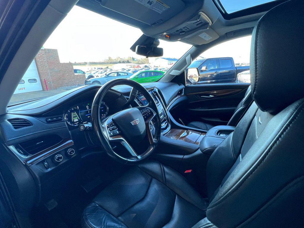 used 2020 Cadillac Escalade car, priced at $34,999