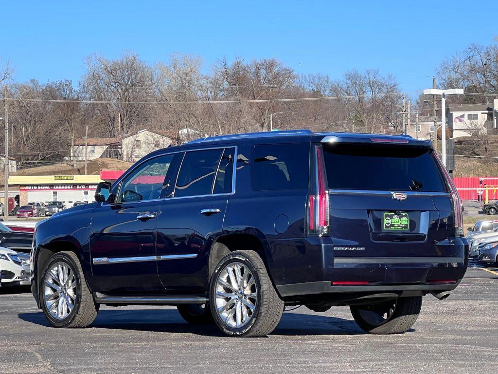used 2020 Cadillac Escalade car, priced at $34,999