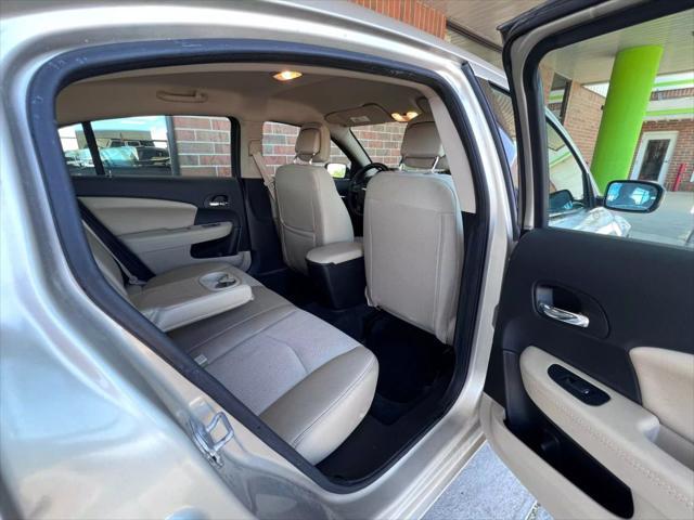 used 2014 Chrysler 200 car, priced at $7,499