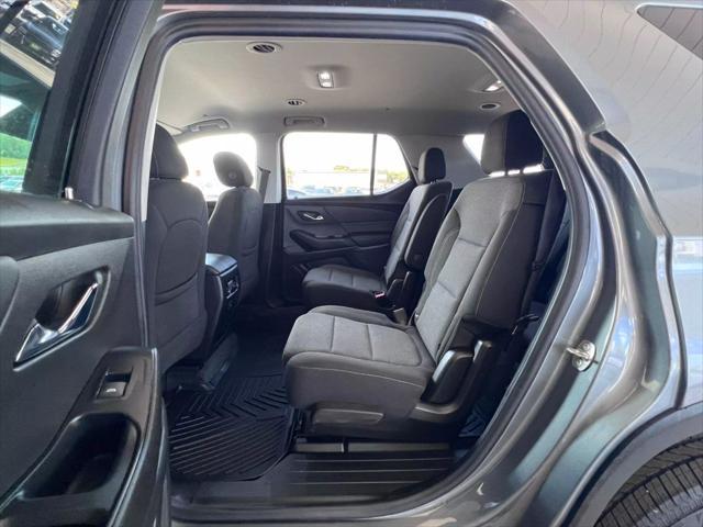 used 2021 Chevrolet Traverse car, priced at $24,999