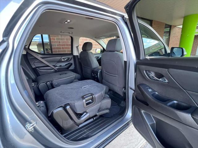 used 2021 Chevrolet Traverse car, priced at $24,999