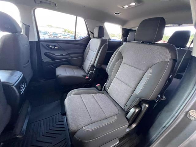 used 2021 Chevrolet Traverse car, priced at $24,999