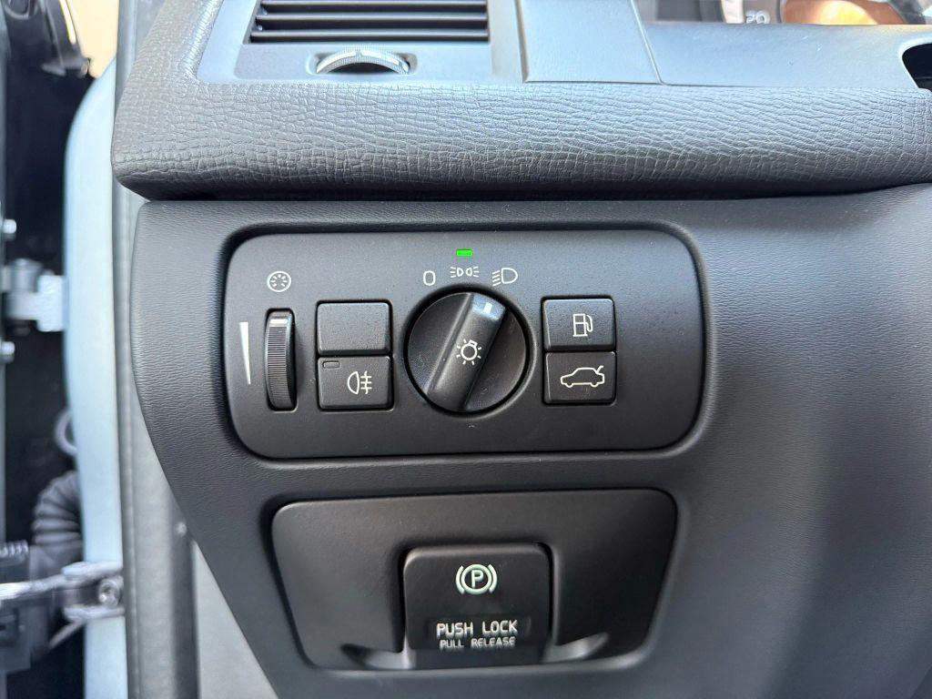 used 2012 Volvo XC60 car, priced at $11,999