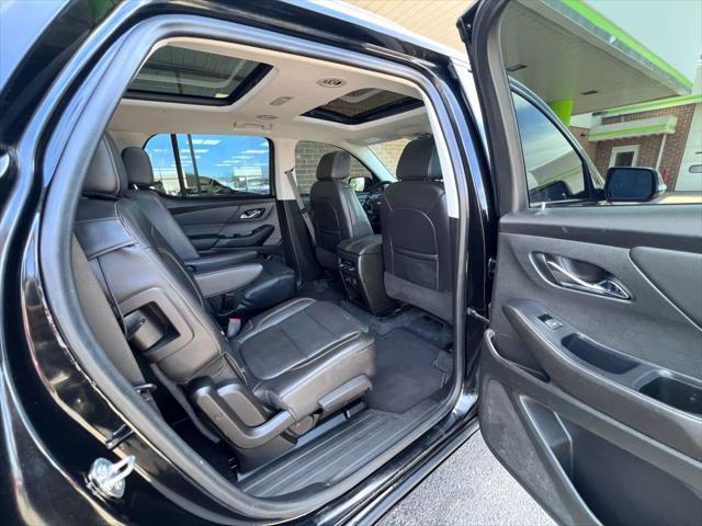 used 2020 Chevrolet Traverse car, priced at $24,999