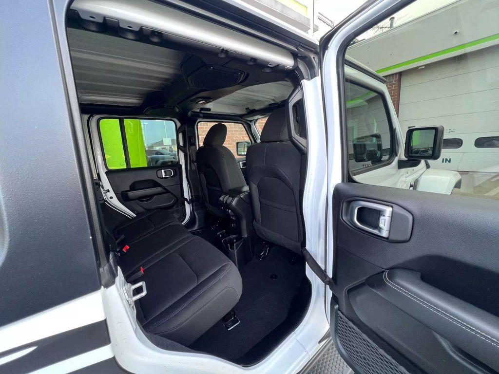 used 2020 Jeep Wrangler Unlimited car, priced at $31,999
