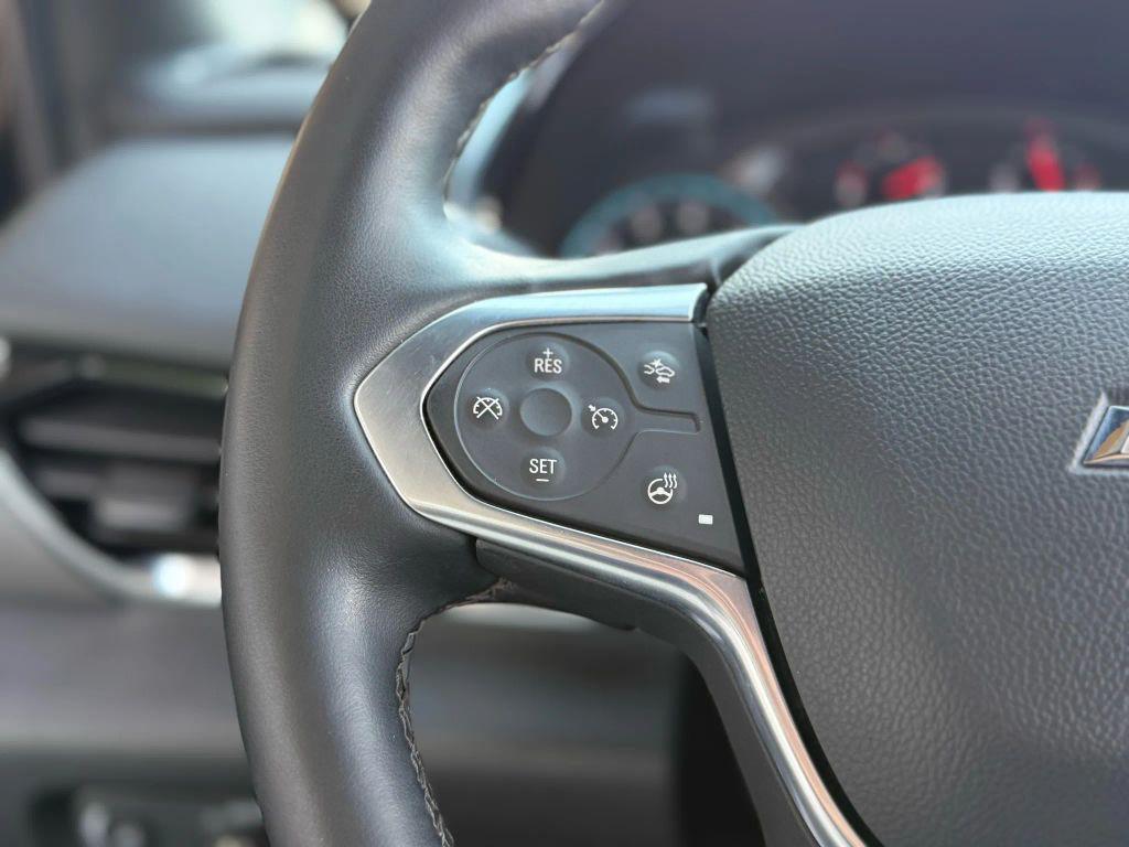 used 2023 Chevrolet Traverse car, priced at $27,999