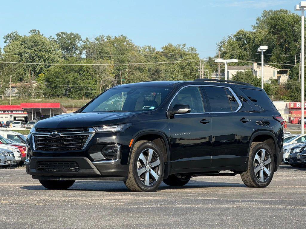 used 2023 Chevrolet Traverse car, priced at $27,999