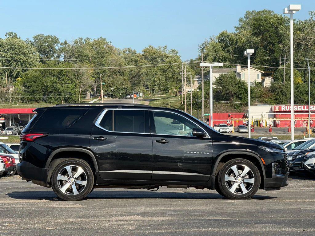 used 2023 Chevrolet Traverse car, priced at $27,999