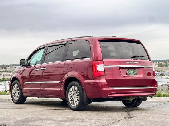 used 2015 Chrysler Town & Country car, priced at $12,499