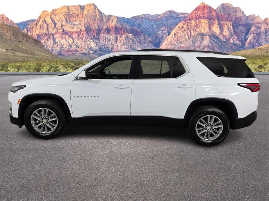 used 2022 Chevrolet Traverse car, priced at $27,988