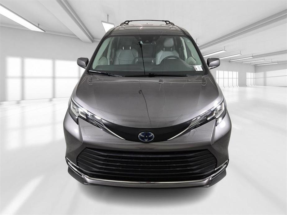 used 2021 Toyota Sienna car, priced at $41,988