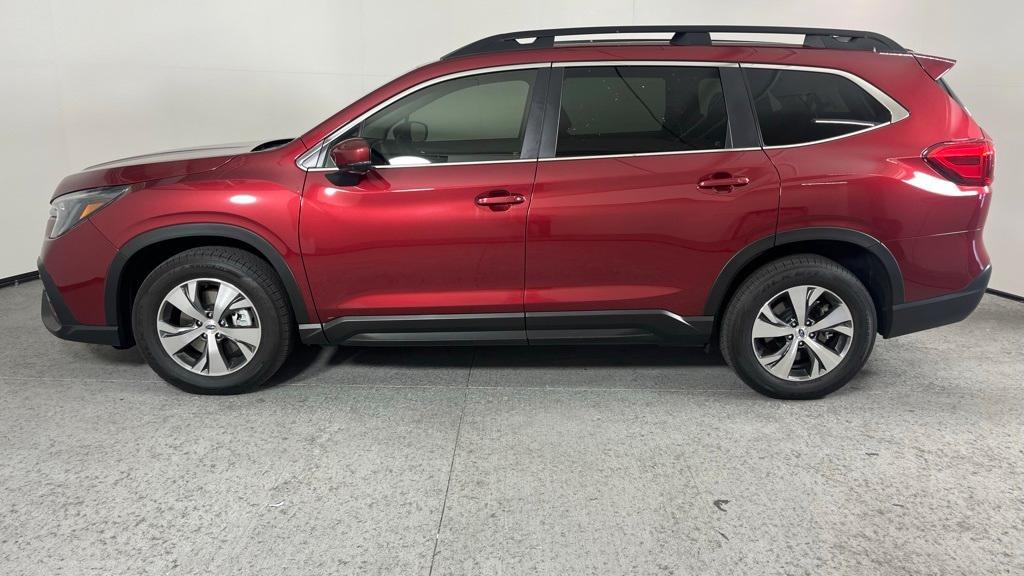 new 2025 Subaru Forester car, priced at $33,184