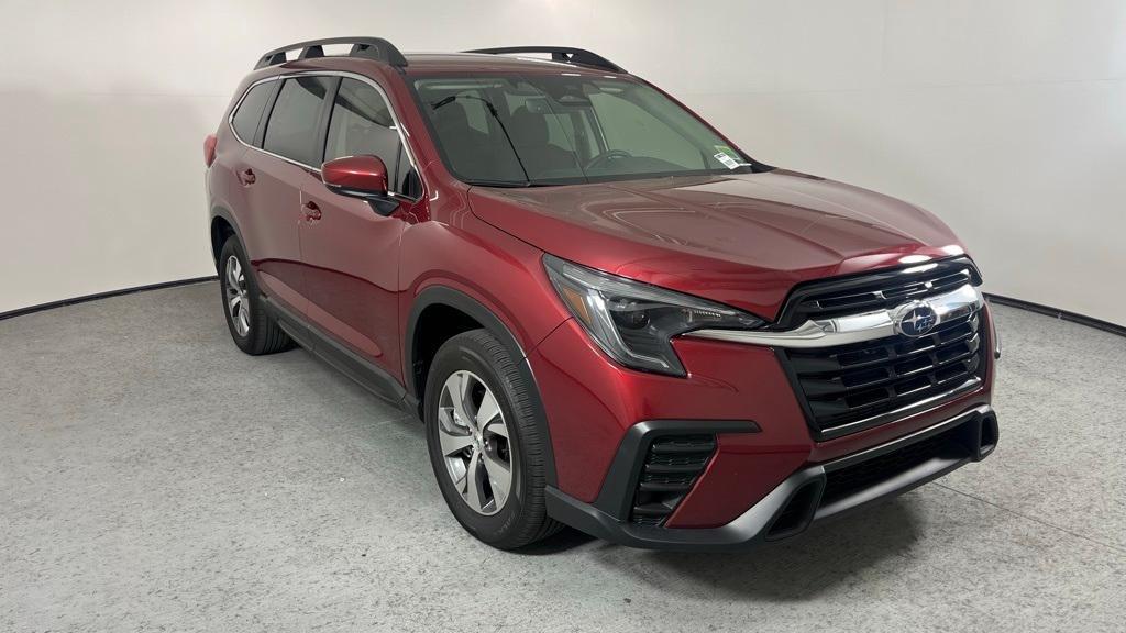 new 2025 Subaru Forester car, priced at $33,184