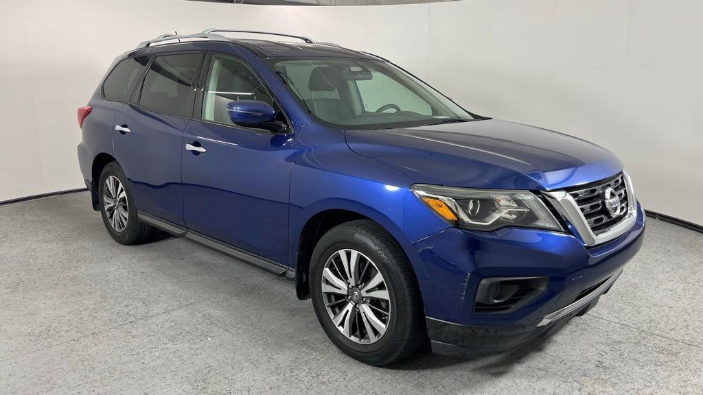 used 2017 Nissan Pathfinder car, priced at $12,917