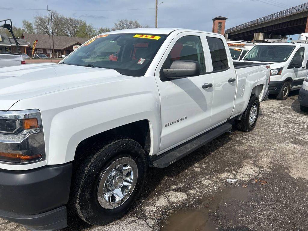 used 2019 Chevrolet Silverado 1500 car, priced at $18,999