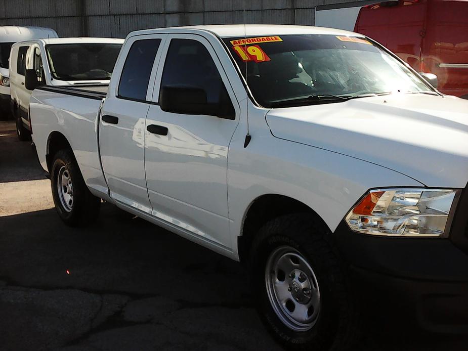 used 2019 Ram 1500 Classic car, priced at $15,999