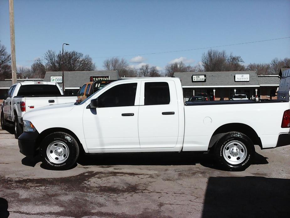 used 2019 Ram 1500 Classic car, priced at $15,999