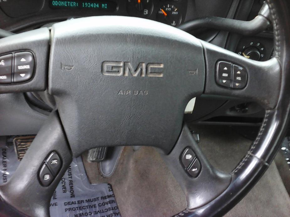 used 2004 GMC Sierra 2500 car, priced at $14,800