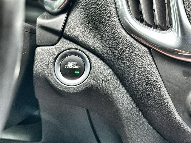 used 2020 Chevrolet Equinox car, priced at $17,000