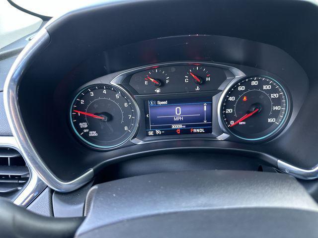 used 2022 Chevrolet Equinox car, priced at $20,999