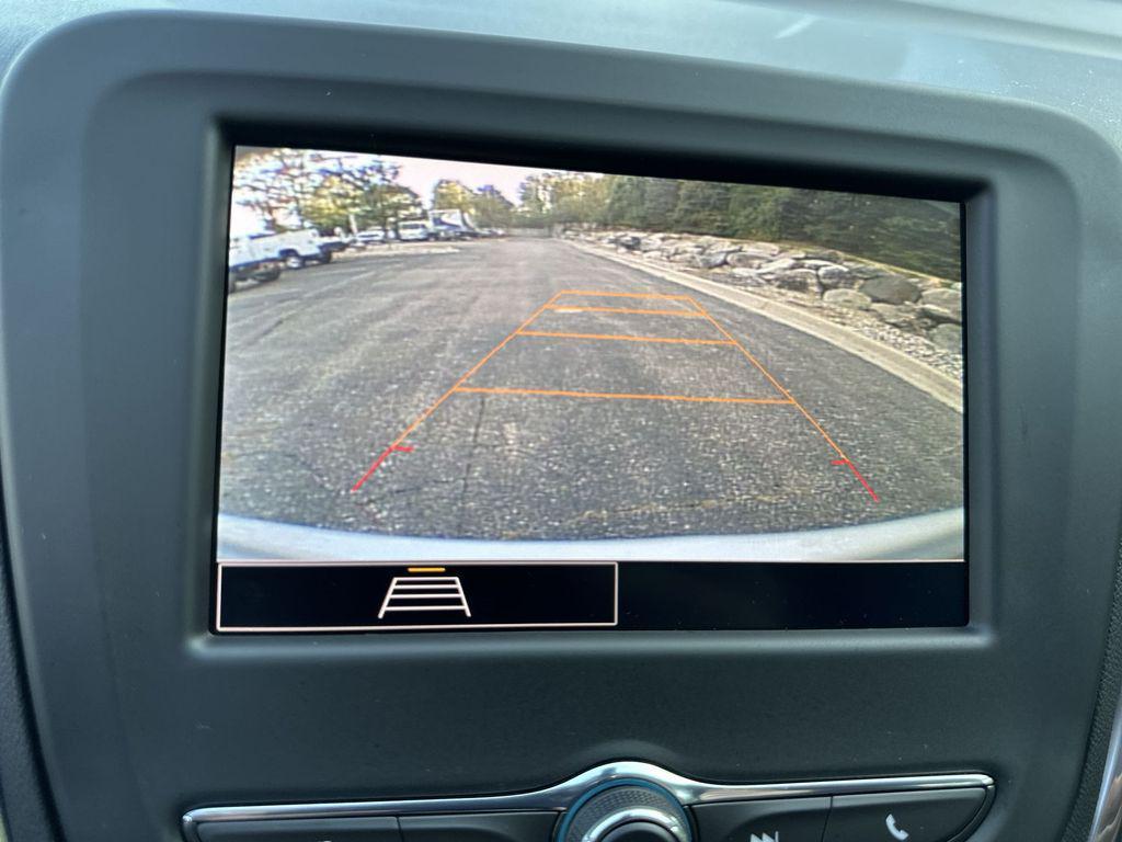 used 2022 Chevrolet Equinox car, priced at $20,700