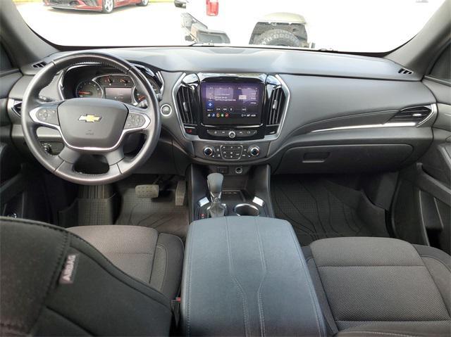 used 2022 Chevrolet Traverse car, priced at $27,584