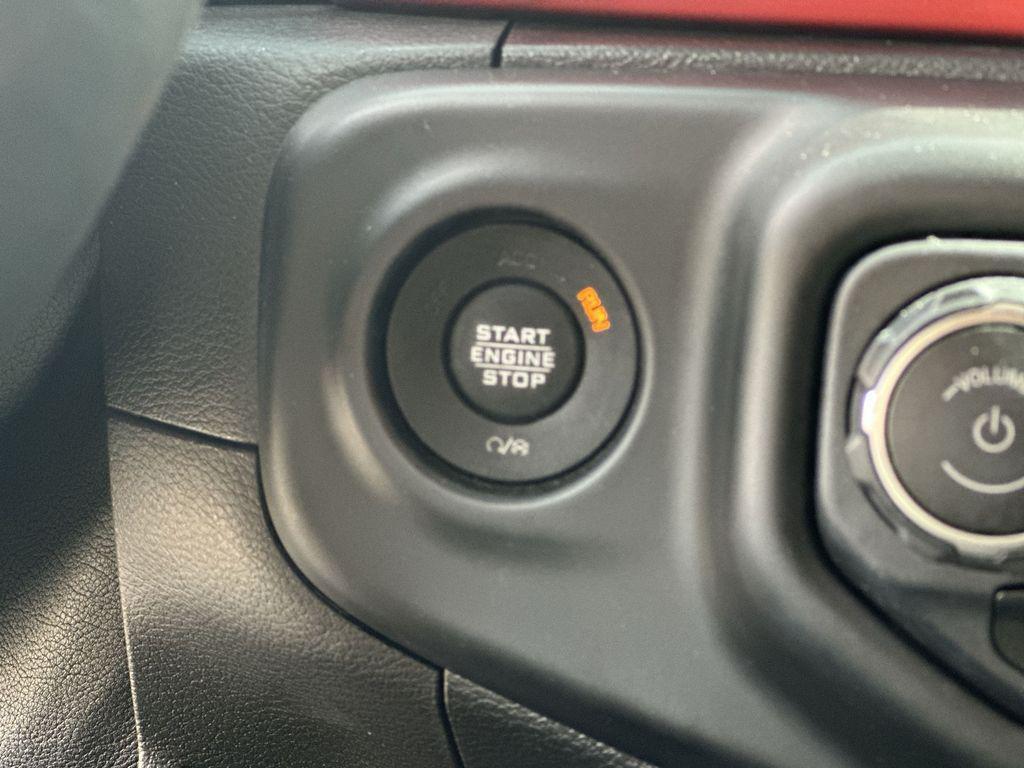 used 2021 Jeep Gladiator car, priced at $35,307
