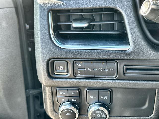 used 2022 GMC Yukon XL car, priced at $49,007