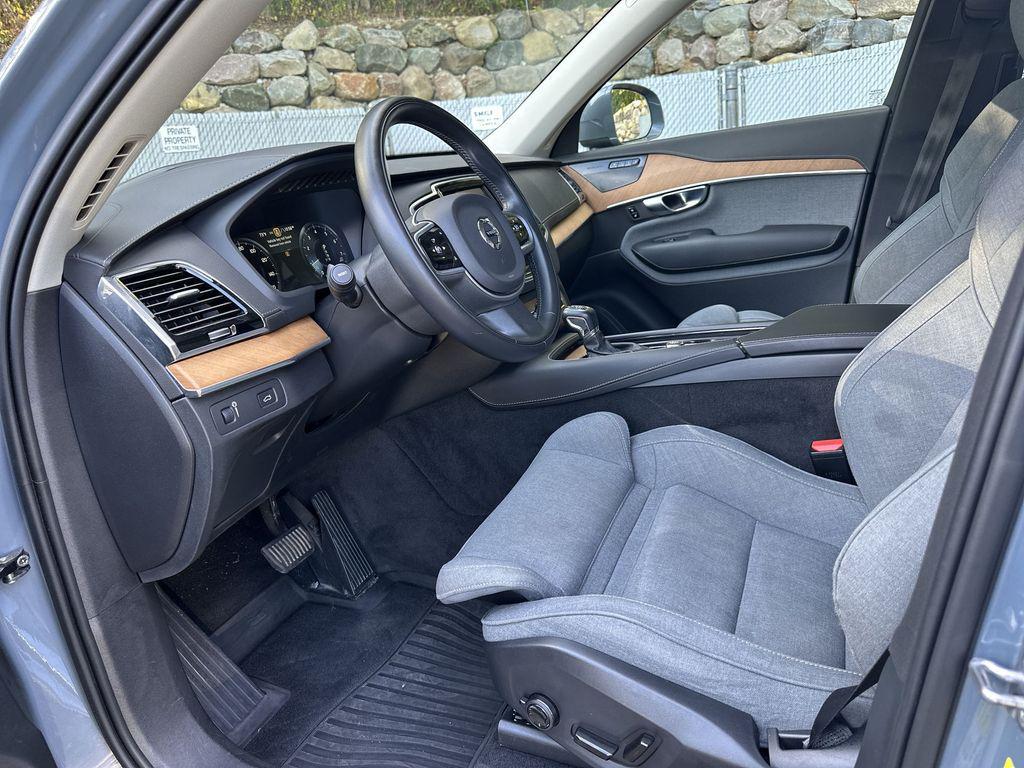 used 2020 Volvo XC90 car, priced at $31,250