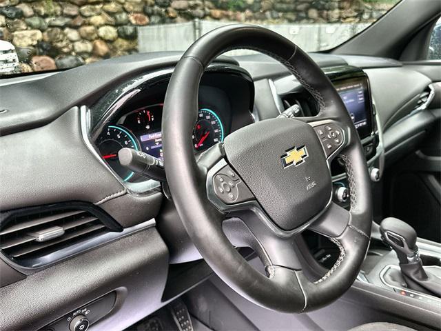 used 2023 Chevrolet Traverse car, priced at $29,850