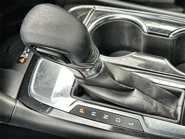 used 2022 Chevrolet Equinox car, priced at $21,999