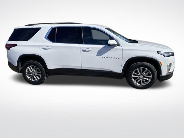 used 2023 Chevrolet Traverse car, priced at $29,812