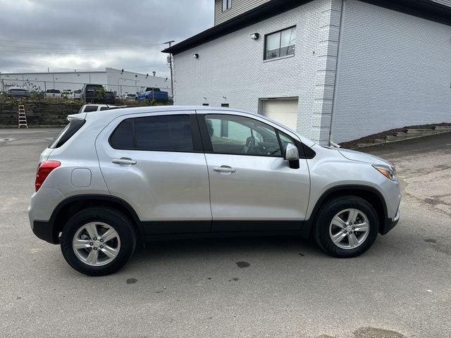 used 2022 Chevrolet Trax car, priced at $18,149