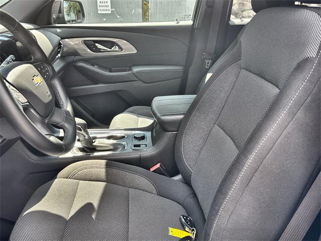 used 2023 Chevrolet Traverse car, priced at $32,999