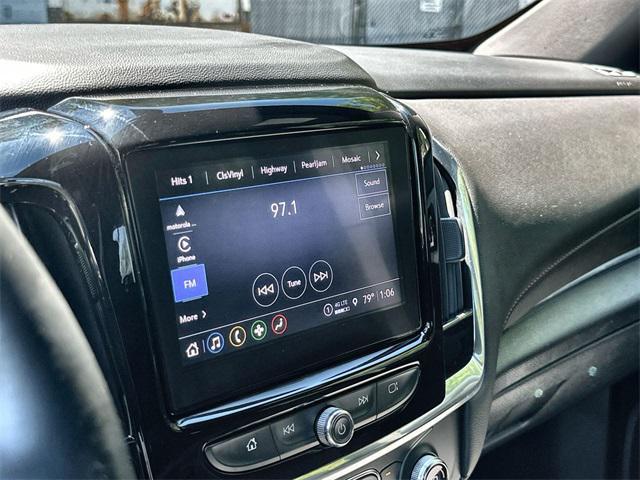 used 2023 Chevrolet Traverse car, priced at $29,611