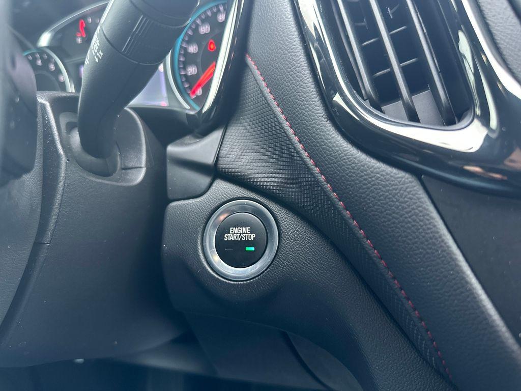 used 2023 Chevrolet Equinox car, priced at $22,994