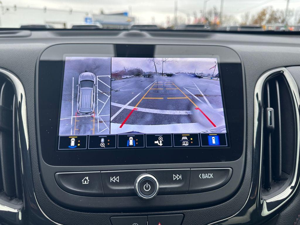 used 2023 Chevrolet Equinox car, priced at $22,994