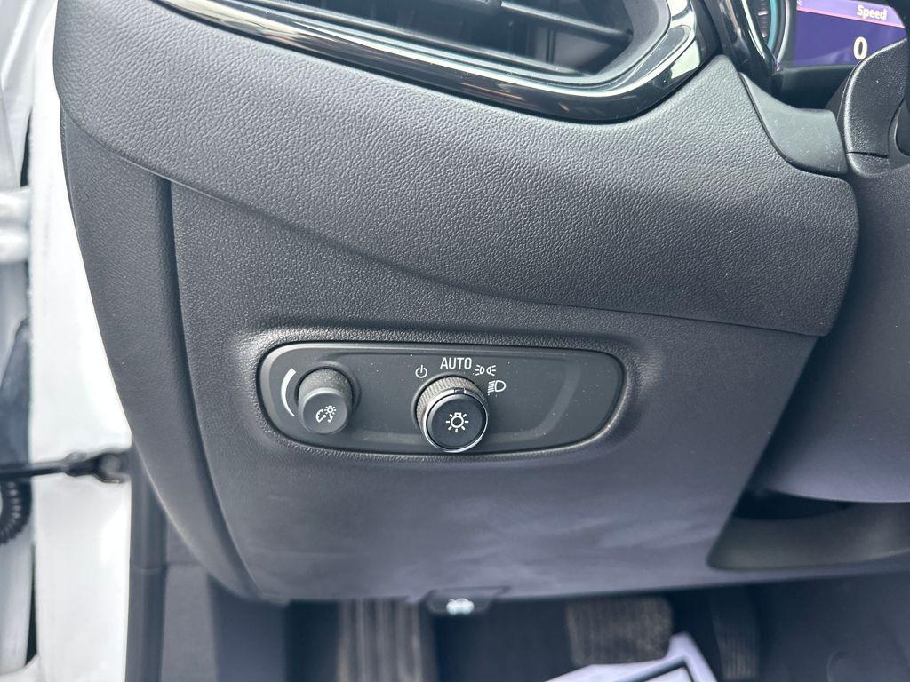 used 2023 Chevrolet Equinox car, priced at $22,994