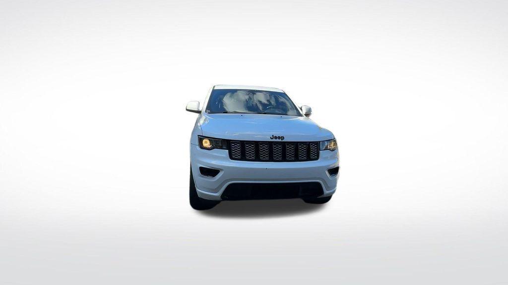 used 2018 Jeep Grand Cherokee car, priced at $16,899