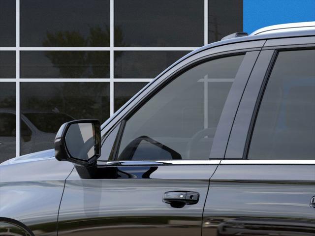 new 2025 Chevrolet Suburban car, priced at $67,469
