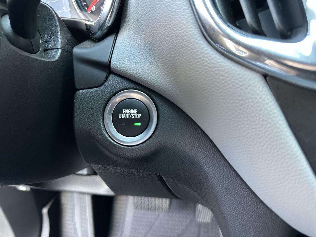 used 2023 Chevrolet Equinox car, priced at $22,354