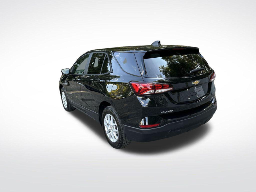 used 2023 Chevrolet Equinox car, priced at $22,354