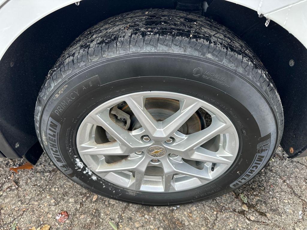 used 2023 Chevrolet Equinox car, priced at $19,856