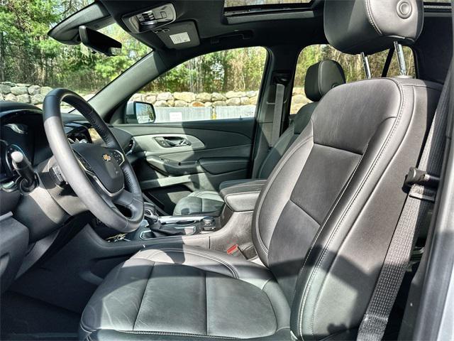 used 2022 Chevrolet Traverse car, priced at $29,999