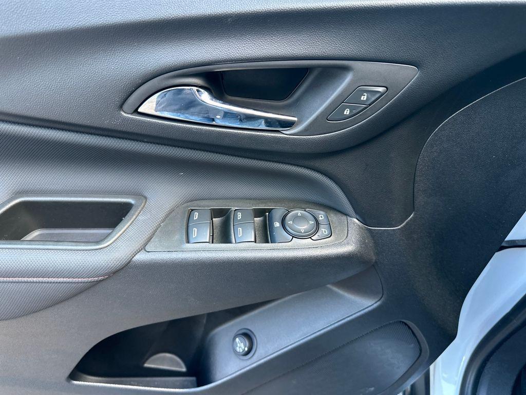 used 2023 Chevrolet Equinox car, priced at $22,283